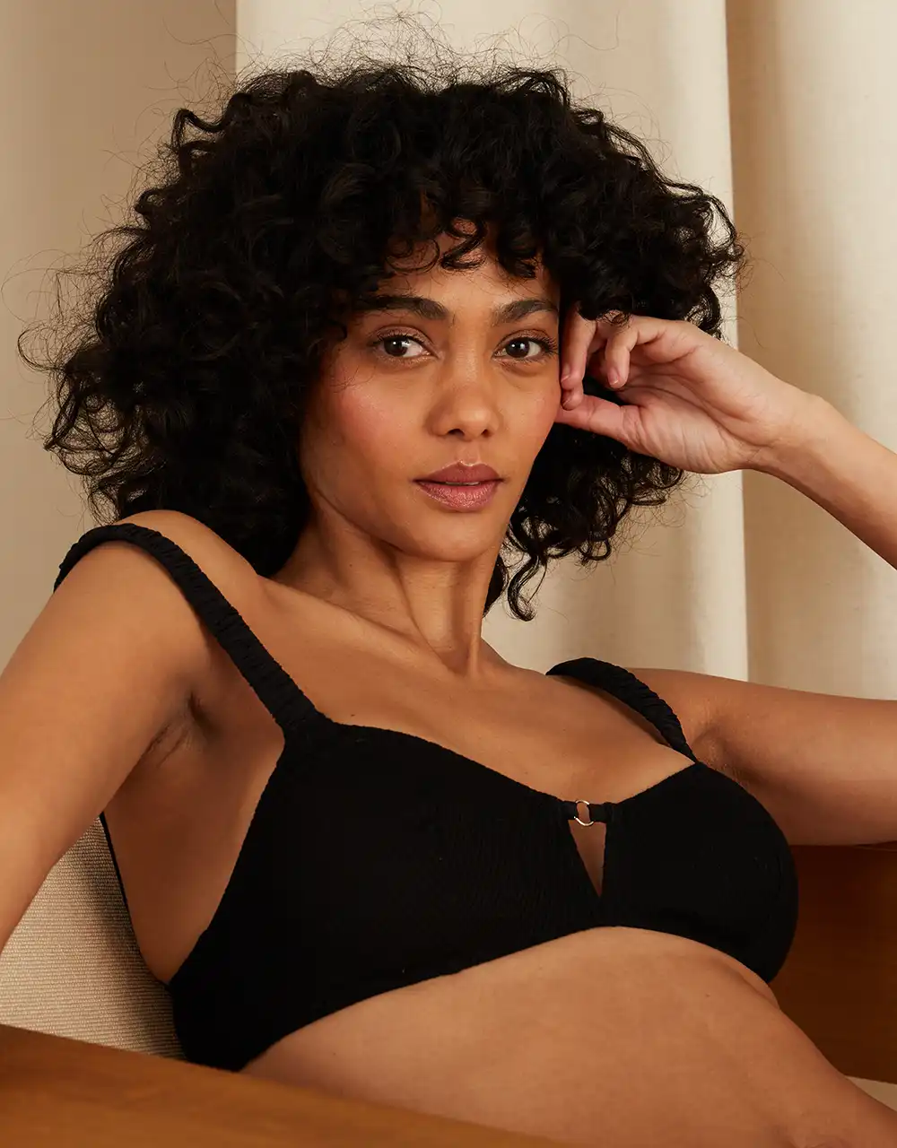lingerie bra without underwires Sissi Noir Forever 33 € Girls In Paris