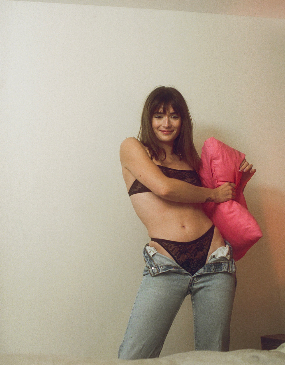 https://www.girlsinparis.com/images/lingerie/soutien-gorge-avec-armatures-melrose_5364_02_a.jpg
